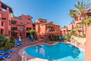 Àtic a Avenida josé ribera 410. Ático exclusivo en elviria playa: vistas y resort de lujo