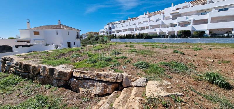 Foto 49cb1080-ec43-43b7-a384-5fc961aa7fa5. Terreny residencial a avenida de la resina 6 a La Concha - Resina Golf Estepona