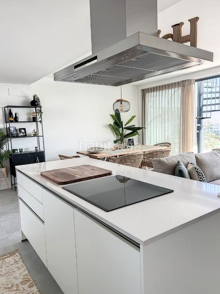 Foto b5f0f864-bcf9-44b8-ac2e-b3acd4b52613. Location attique avec piscine dans La Concha - Resina Golf Estepona