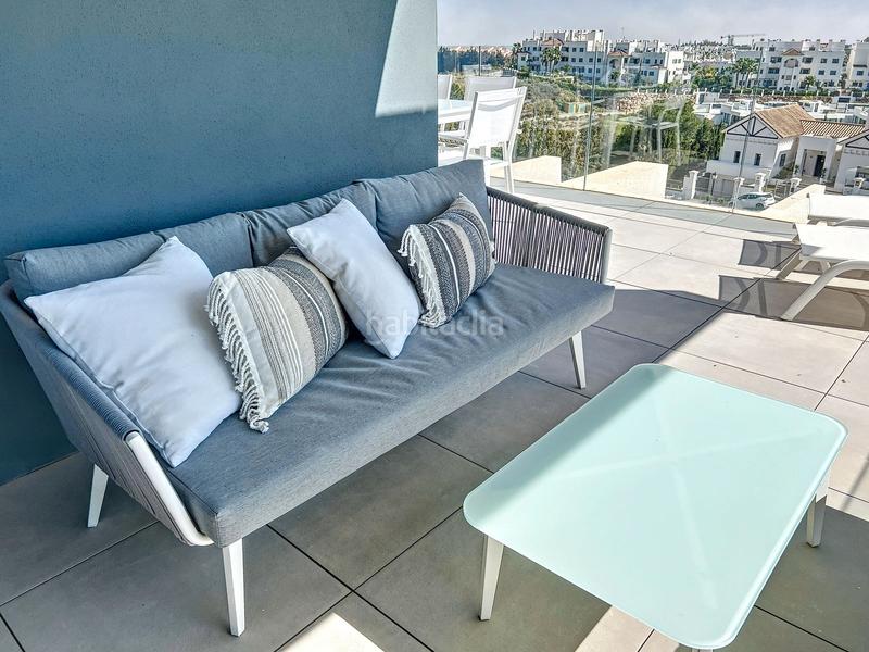 Foto 405f554c-282c-432e-a8d2-735eeba141d8. Rent penthouse with pool in La Concha - Resina Golf Estepona