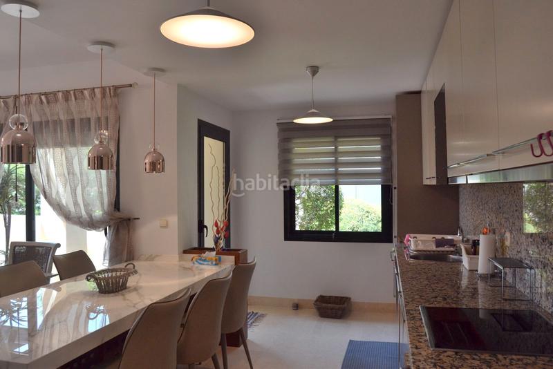 Foto e26181f0-ba24-4675-a8eb-39ba3f67cdd6. Affitto appartamento con piscina in los arqueros - puerto del almendro Benahavís