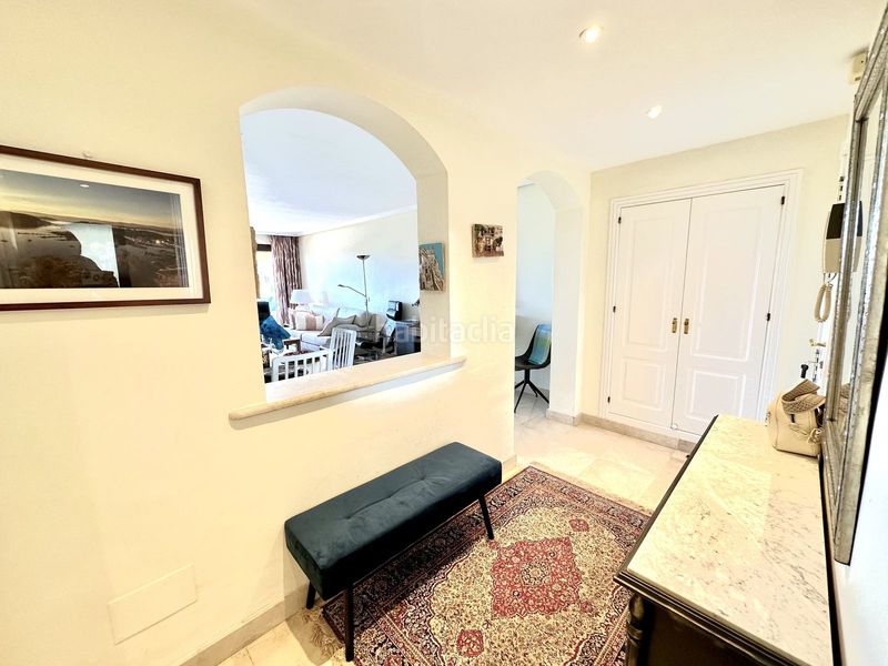 Foto 25ee3e88-2c44-4101-a9f4-fdfef78a1cd4. Pis amb piscina a los arqueros - puerto del almendro Benahavís