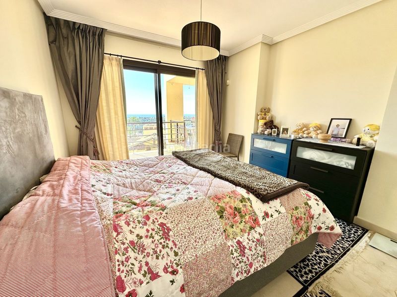 Foto 6f8e9993-fa24-4810-9e16-9244ffa9fbcb. Pis amb piscina a los arqueros - puerto del almendro Benahavís