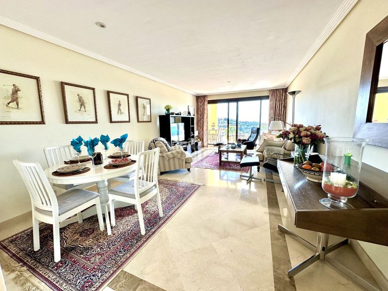 Foto 7652b272-0bf0-419e-94a3-cca07795ddaf. Pis amb piscina a los arqueros - puerto del almendro Benahavís