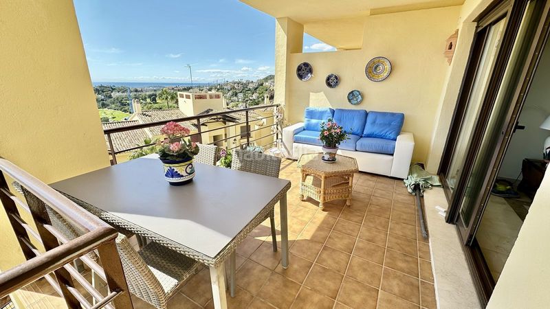 Foto a0fe879d-3753-415b-a9a1-019e98de6dbb. Pis amb piscina a los arqueros - puerto del almendro Benahavís