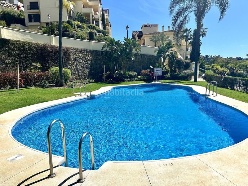 Foto ca854725-ecb2-4de2-a3d1-47b70e382706. Pis amb piscina a los arqueros - puerto del almendro Benahavís