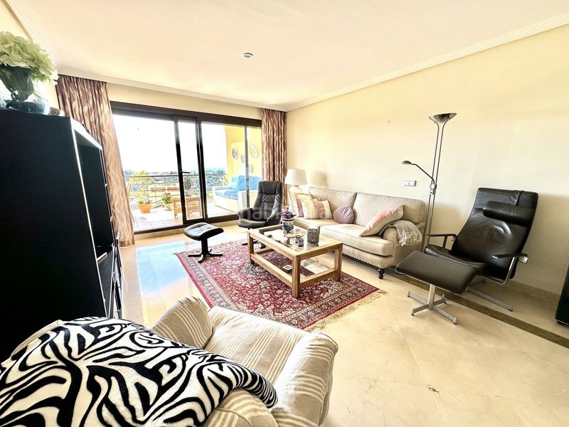 Foto f1e3607e-fb29-4463-80a5-54e011d9e7f2. Pis amb piscina a los arqueros - puerto del almendro Benahavís