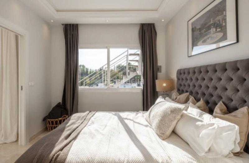 Foto 4dd2ac60-0f5d-4553-add0-791b3e321534. Attique dans avenida tomás pascual 22 dans La Quinta Benahavís