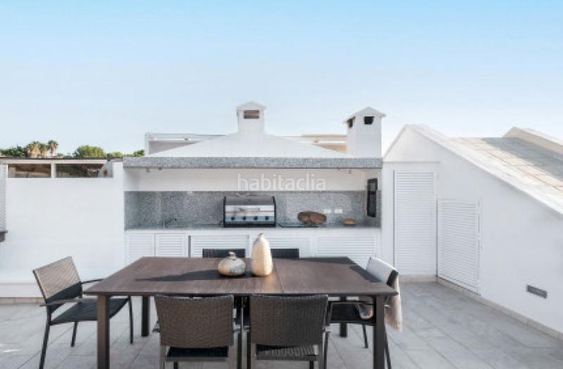 Foto 5d9f25ff-2563-4fd4-ac0a-c55b3b2f98b4. Attique dans avenida tomás pascual 22 dans La Quinta Benahavís