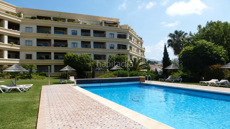 Foto 9c57af6d-3d7e-4962-8103-7a97b27e29a7. Studio dans calle londres 11 dans Las Brisas Marbella