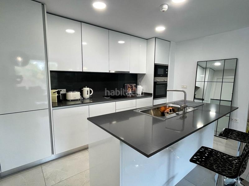 Foto dc4a137e-555d-47e3-ab8e-a16175263ce8. Affitto appartamento con parcheggio piscina in La Quinta Benahavís