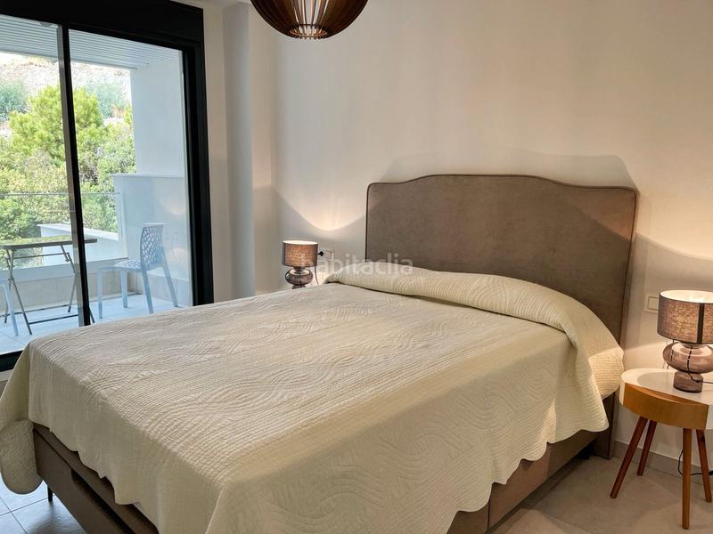 Foto 1a9fb38a-a97b-48fa-a692-75459ea0ed96. Location appartement avec parking piscine dans La Quinta Benahavís