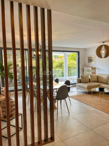 Foto d02e00fd-66ca-4a7a-934e-b6c84fe77fca. Location appartement avec parking piscine dans La Quinta Benahavís