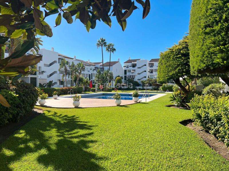 Foto 14b8ebbe-1389-4b12-a629-dd2fa1a85902. Dúplex a calle flor de saúco 5 a Bel - Air Estepona