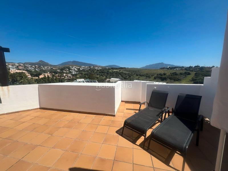 Foto 5ac2f2ea-8350-48e8-902b-be9fd3070128. Dúplex a calle flor de saúco 5 a Bel - Air Estepona