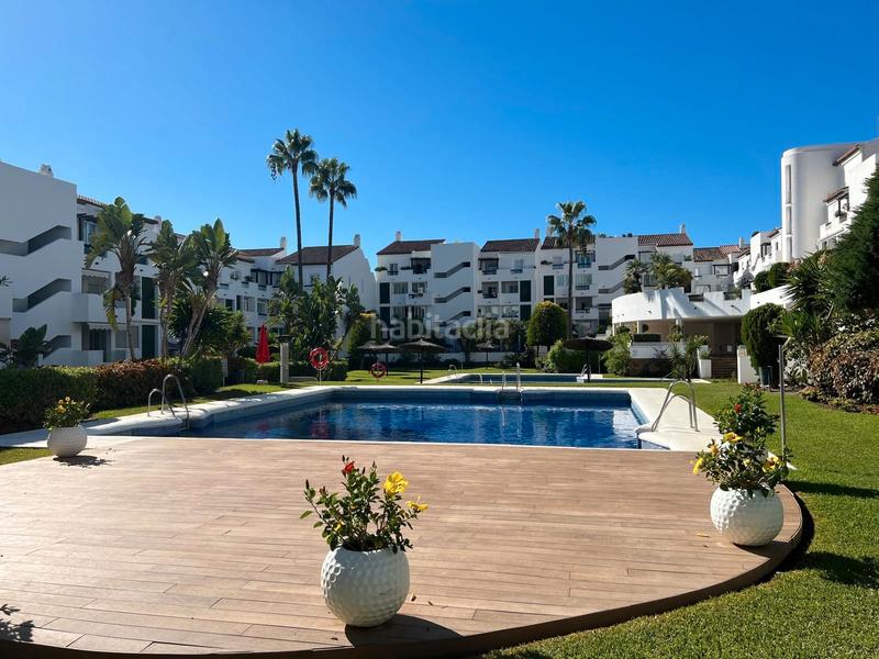 Foto b8ba9f99-9d65-4b4e-8166-cd542b4ea020. Dúplex a calle flor de saúco 5 a Bel - Air Estepona