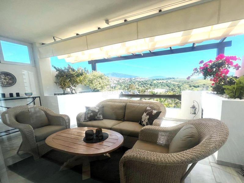 Foto e6f80b20-01f4-4b2e-b70b-31fbf14bb502. Dúplex a calle flor de saúco 5 a Bel - Air Estepona