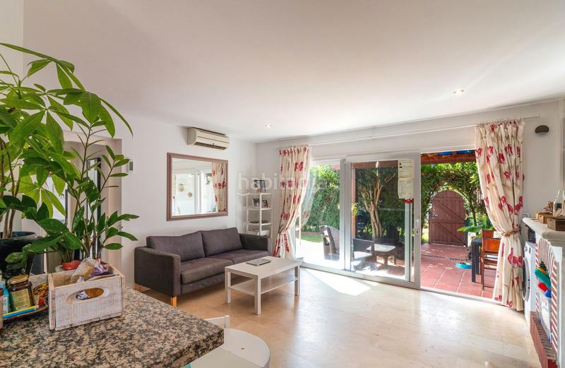 Foto 94614711-47e2-40fb-af57-f467c04b1810. Bauernhof in avenida pablo picasso 12 in Villacana - Costalita - Saladillo Estepona