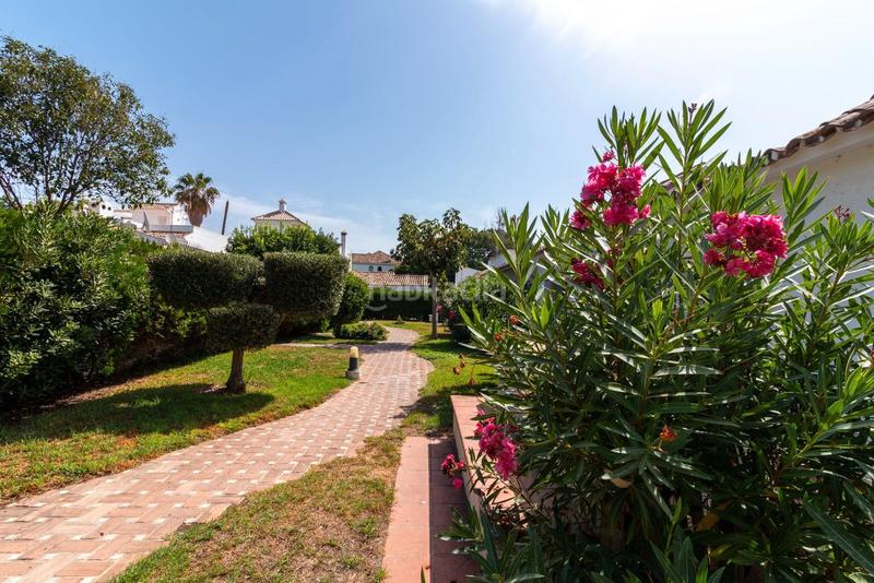 Foto bf8abe3e-b374-4f36-8b5f-a16e0bfee743. Bauernhof in avenida pablo picasso 12 in Villacana - Costalita - Saladillo Estepona