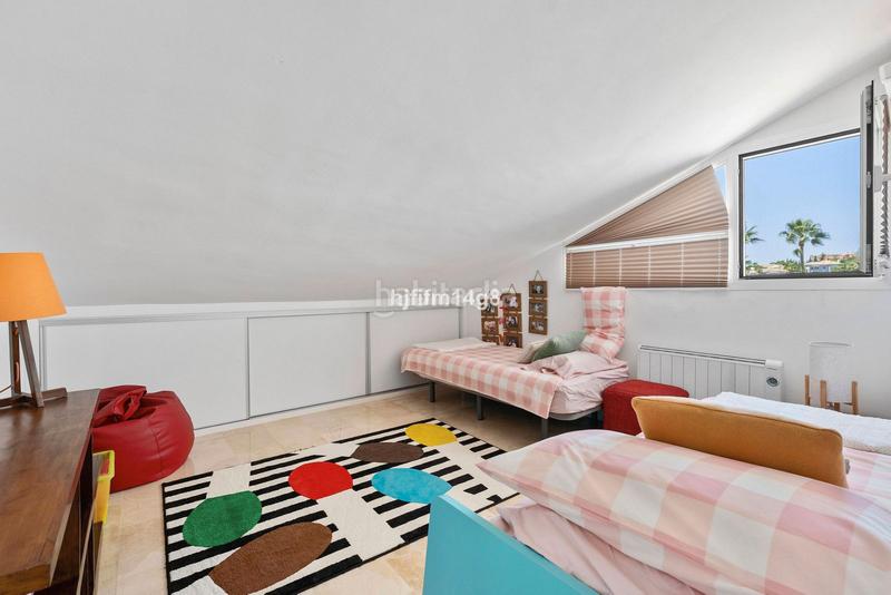 Foto 842ea36e-c900-4b05-8741-84b2fe47cfbc. Chalet in calle aries 8h in Los Naranjos Marbella