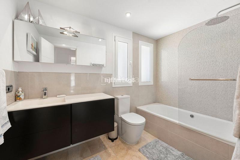 Foto 9d11ab2f-e475-4246-91b6-8a25292115cd. Chalet in calle aries 8h in Los Naranjos Marbella