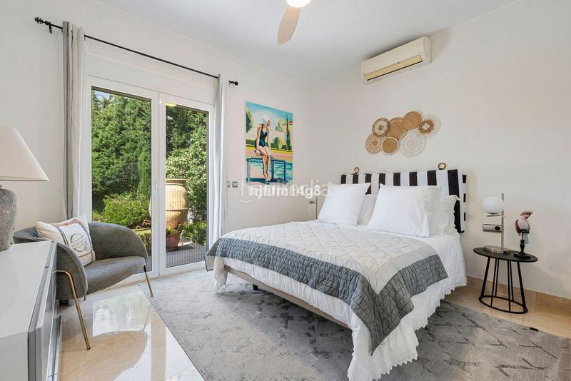 Foto d90edaee-4abf-4a1c-8a33-e4645532476f. Chalet in calle aries 8h in Los Naranjos Marbella