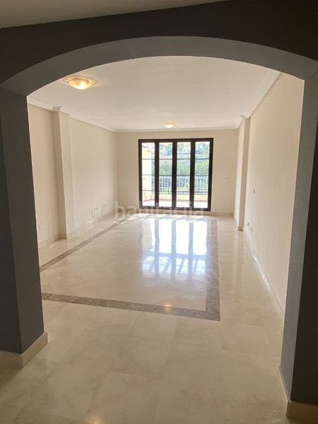 Foto 118ad5bd-c0d9-49a0-ba05-bdf421fa0138. Àtic amb piscina a los arqueros - puerto del almendro Benahavís