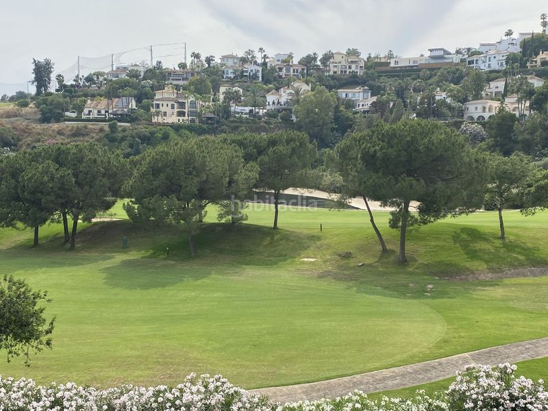 Foto 1ca9bf72-b565-4c45-b435-648db4a050a3. Àtic amb piscina a los arqueros - puerto del almendro Benahavís
