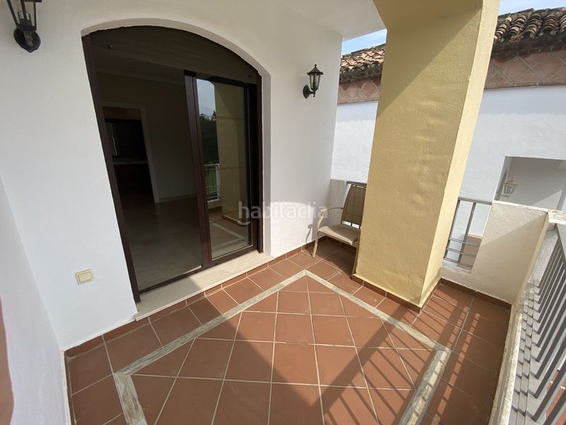 Foto bf7dfb3a-61e9-43e7-9d1b-824f0d77b7ee. Àtic amb piscina a los arqueros - puerto del almendro Benahavís