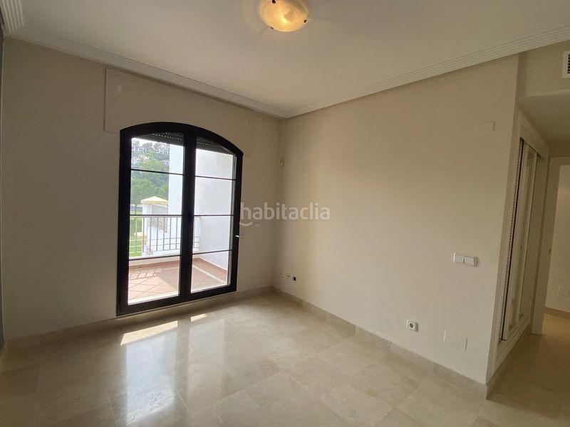 Foto f87b0a52-6e9d-447d-b5ce-c54cd728b2e2. Àtic amb piscina a los arqueros - puerto del almendro Benahavís