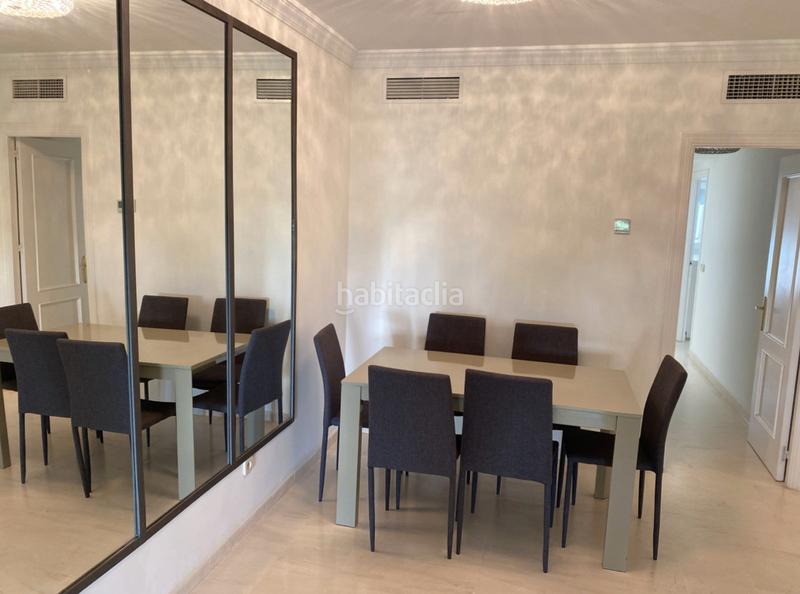 Foto dc4cd35e-ad65-4693-984a-bdb6e1910b38. Rent flat in plaza lance 10 in El Velerín Estepona