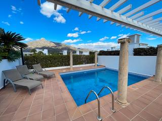 Location Attique à Lomas de Marbella Club. Alquiler de ático en terrazas de las lomas de marbella club, mar