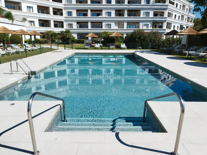 Foto 2e7ff807-ee46-407c-ab90-9a82e23bdd47. Piso descubre este fantastico apartamento en nueva andalucía. en Marbella