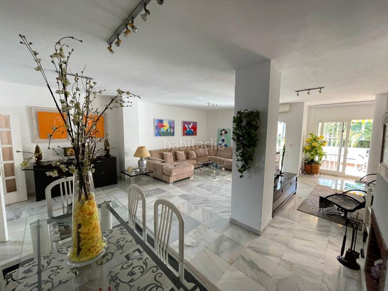 Foto 798fcde1-29ca-41c0-8cbb-63b39c53df7a. Miete etagenwohnung in avenida piedramar 1d in Nagüeles Alto Marbella