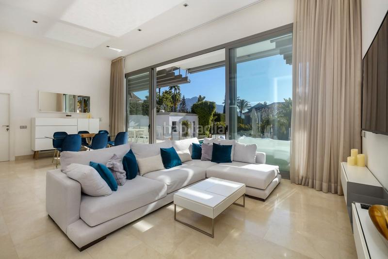 Foto 4e0c40ad-3100-47c1-9a3b-e3c407f283fd. Location chalet dans avenida tomás pascual 22 dans La Quinta Benahavís