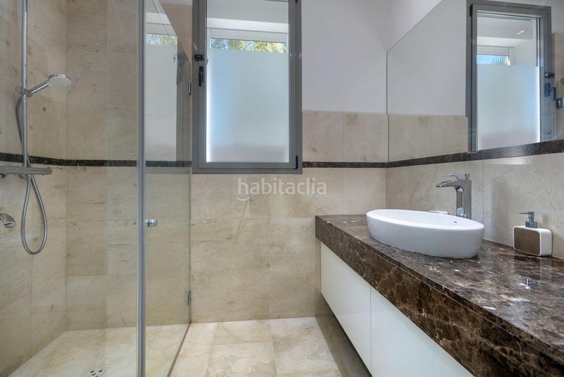 Foto 891bf700-0bf4-4280-9d14-07fec3667440. Location chalet dans avenida tomás pascual 22 dans La Quinta Benahavís