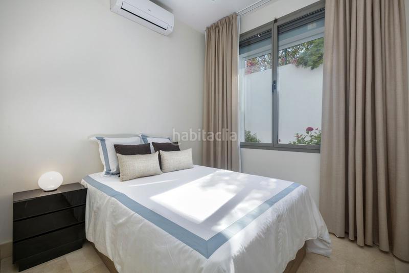 Foto f6fb01b9-b36d-4c02-9e4b-4e406b612a4e. Miete chalet in avenida tomás pascual 22 in La Quinta Benahavís