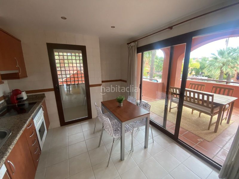 Foto 13b76be4-981a-4911-b849-d73415ef8326. Apartament amb piscina a La Dama de Noche - La Alzambra Marbella