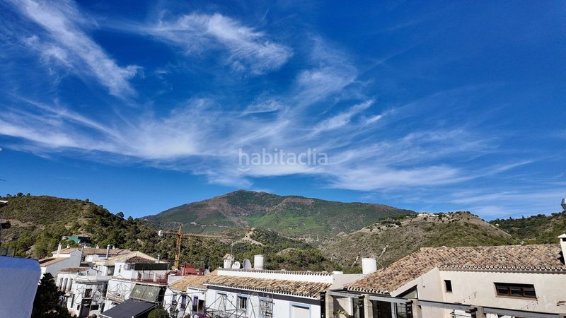 Foto c6fdc7c6-6d29-4ce9-9fd1-f05d3739a73a. Alquiler dúplex ¡bienvenido a tu nuevo hogar en el corazón ! en Benahavís