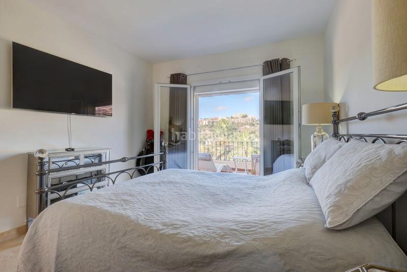 Foto 00c875c9-bd16-4ebe-8dff-1dc99aa8d0f4. Dachwohnung in avenida tomás pascual 22 in La Quinta Benahavís