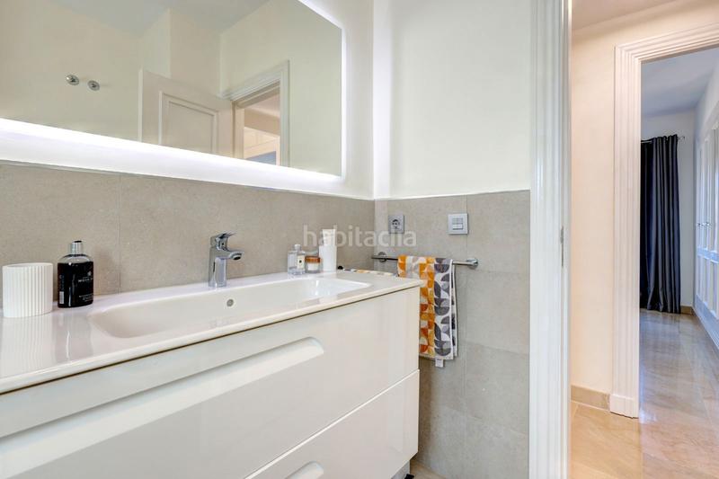 Foto 48d284e9-792f-46db-9965-79fa8af79720. Dachwohnung in avenida tomás pascual 22 in La Quinta Benahavís