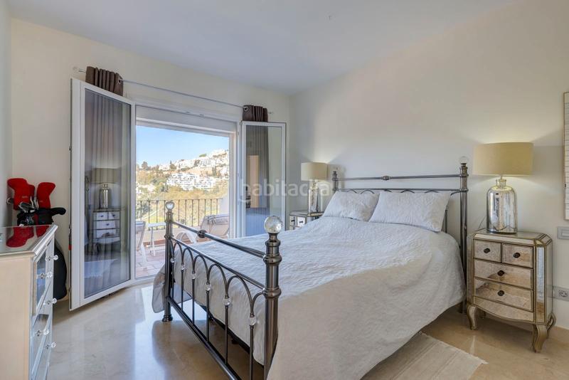 Foto f5f3b6c3-7a1c-4b8f-b7ad-510ea5307a09. Dachwohnung in avenida tomás pascual 22 in La Quinta Benahavís