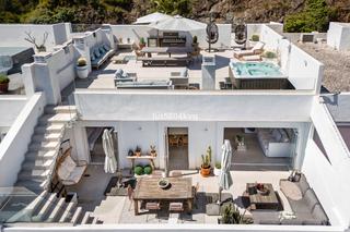Attique à Avenida tomás pascual 22. Ático de ensueño en la quinta, marbella: vistas 360°, jacuzzi y