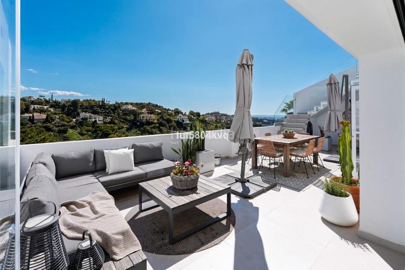 Foto d15071bd-f40a-4728-8750-a1ccd4aef6ad. Attico in avenida tomás pascual 22 in La Quinta Benahavís