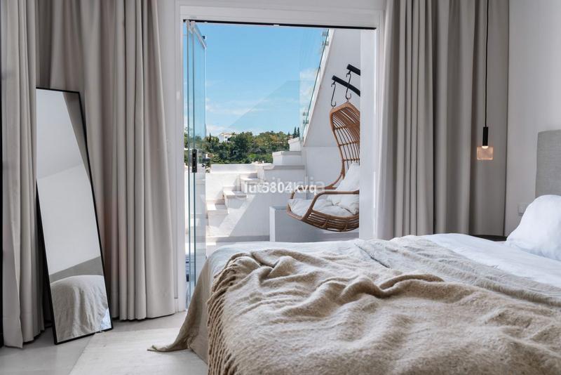 Foto d4ed4cf2-95f5-497e-9bc8-d1278ca7c9bb. Attico in avenida tomás pascual 22 in La Quinta Benahavís