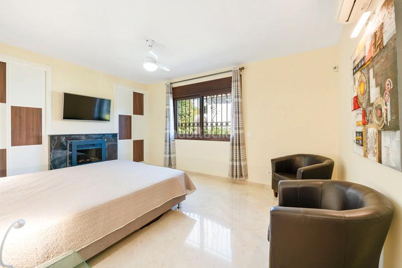 Foto 56de52f3-8ced-4587-a9df-11e245707908. Miete chalet in n/a in Carmona