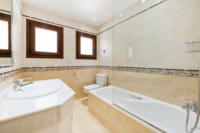 Foto 5d83afb4-9355-4b1b-b4b4-484bb3f2f96a. Miete chalet in n/a in Carmona