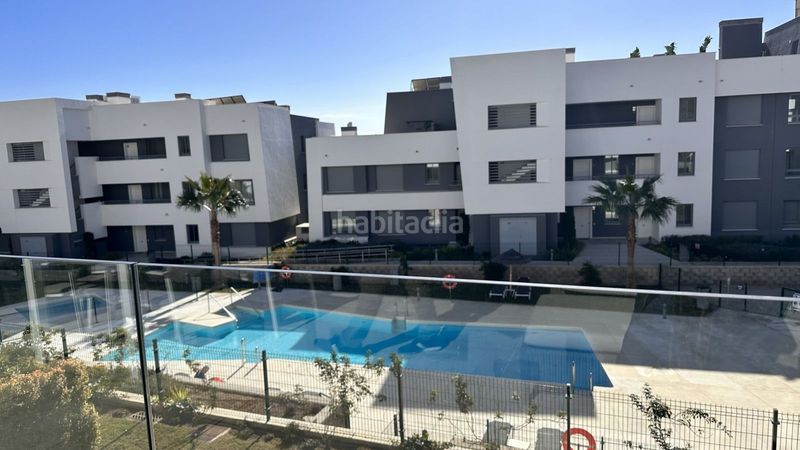 Foto eff32911-62ee-4f1d-8960-c0d63cb0e8c3. Miete etagenwohnung in avenida parque selwo s/n in Estepona