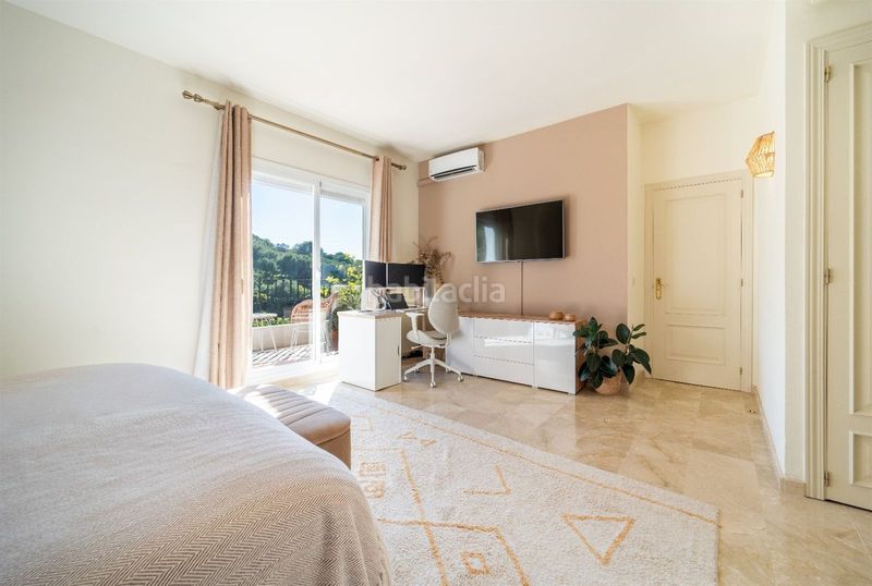 Foto 58324d8a-7065-41e3-aa10-29aa6392dc52. Dúplex a avenida tomás pascual 22 a La Quinta Benahavís