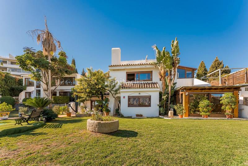 Foto 2ab58d18-1b86-4569-aa98-c0dca8a4b830. Chalet in calle londres s/n in Las Brisas Marbella